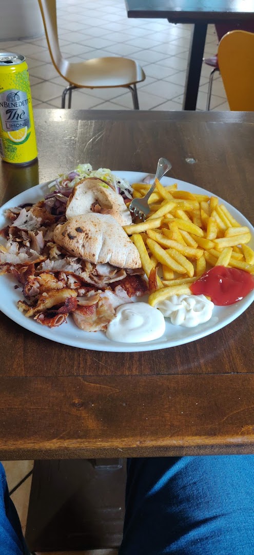Taj Mahal Pizzeria Kebab