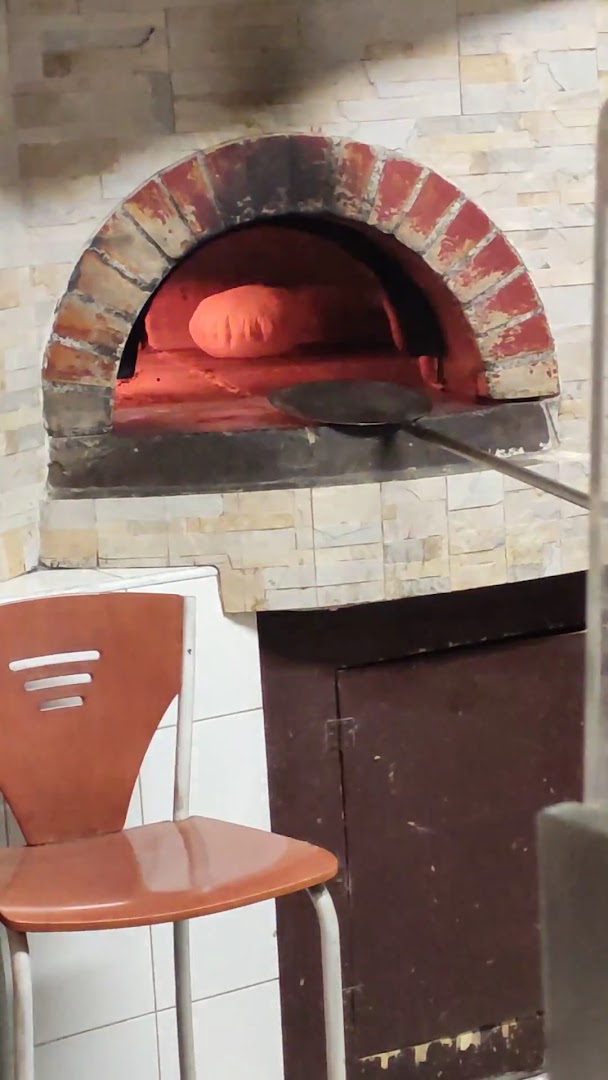 Taj Mahal Pizzeria Kebab
