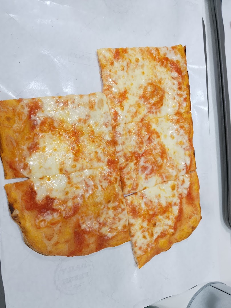 Tak Pizza