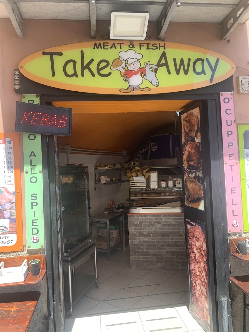 Take Away Meat and Fish pollo allo spiedo