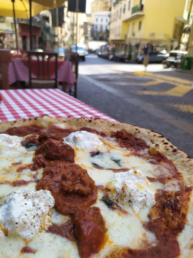 Tandem Ragù - Piazza del Gesù, Napoli