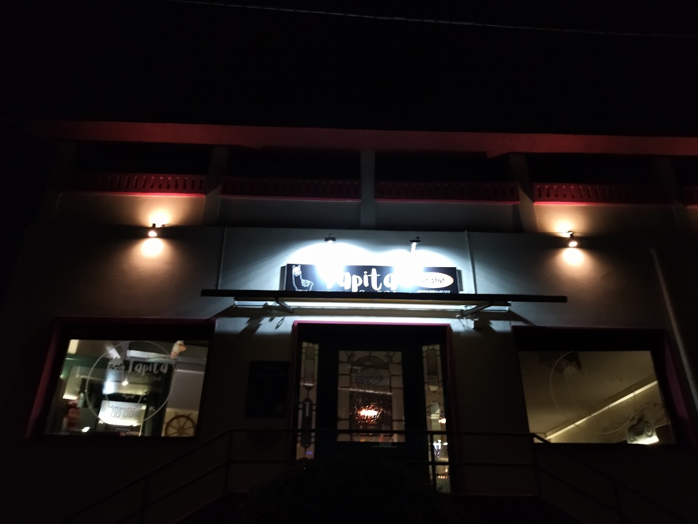 TAPITA BEER and GRILL