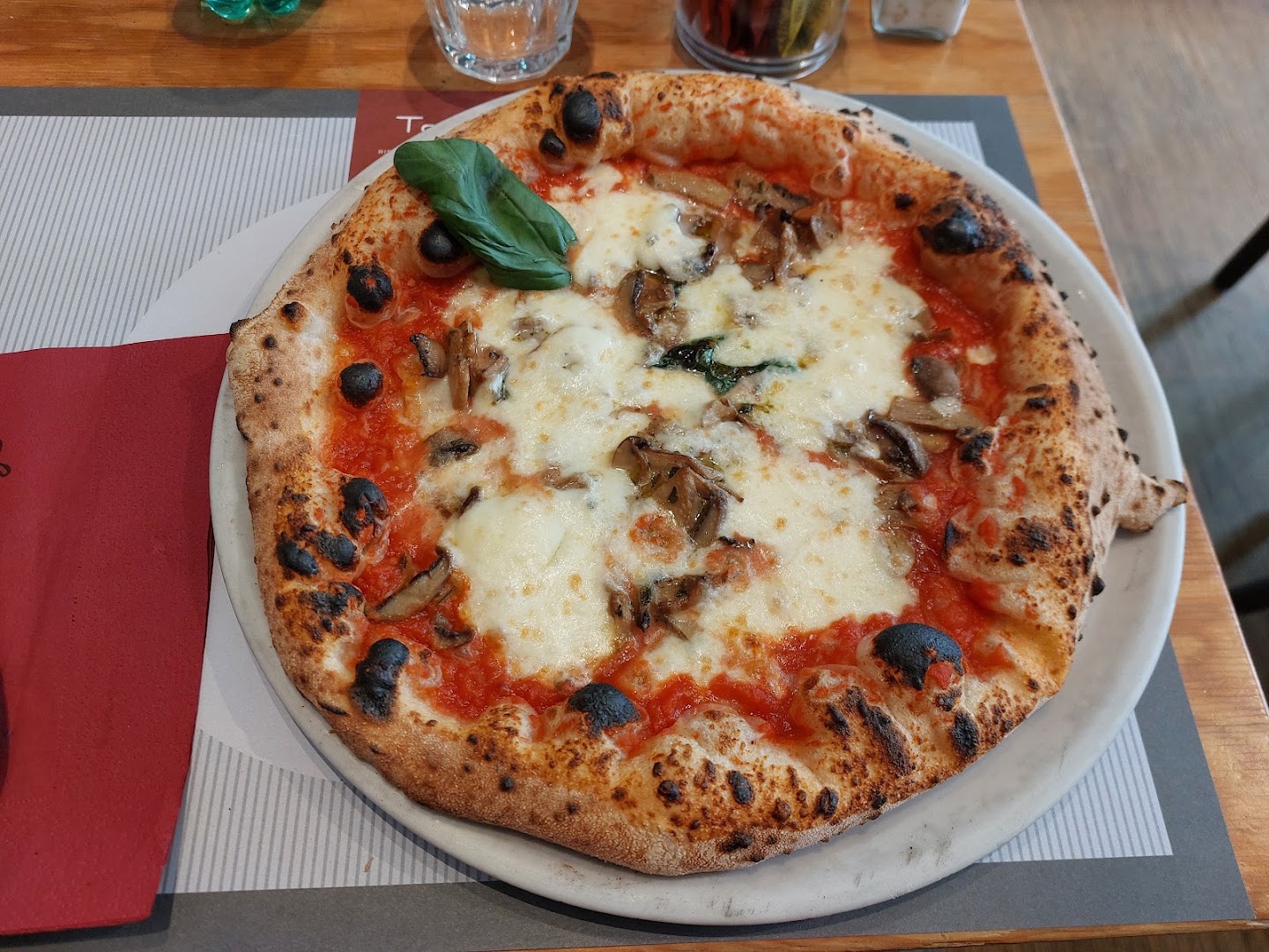 Tatà Pizzeria Griglieria - Pizzeria a Roma