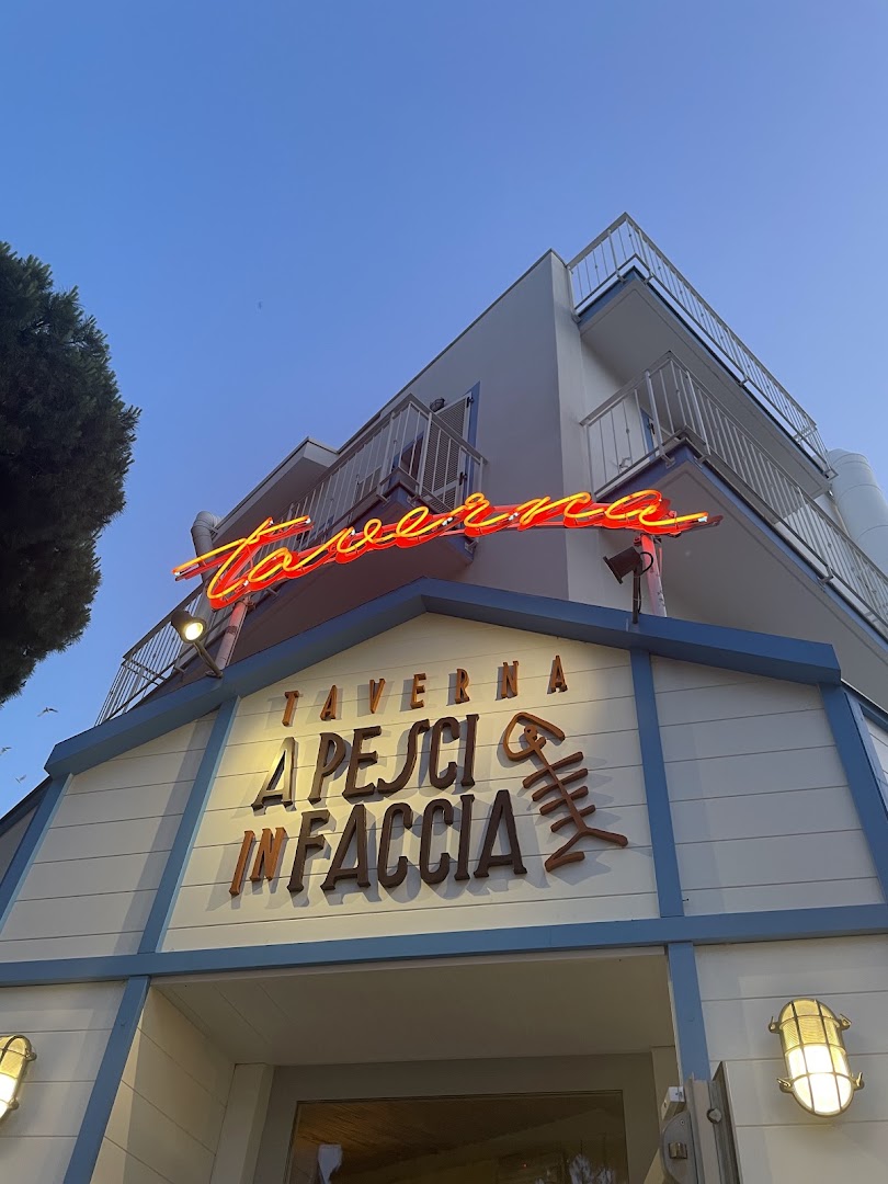 taverna A Pesci in Faccia, Cattolica