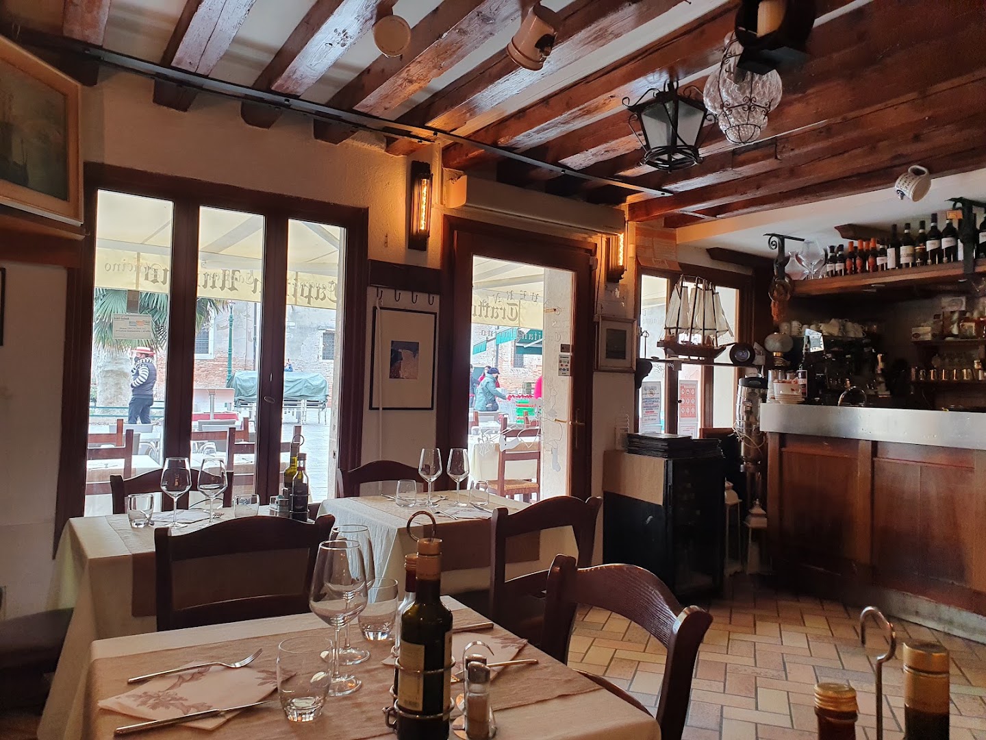 Taverna Capitan Uncino