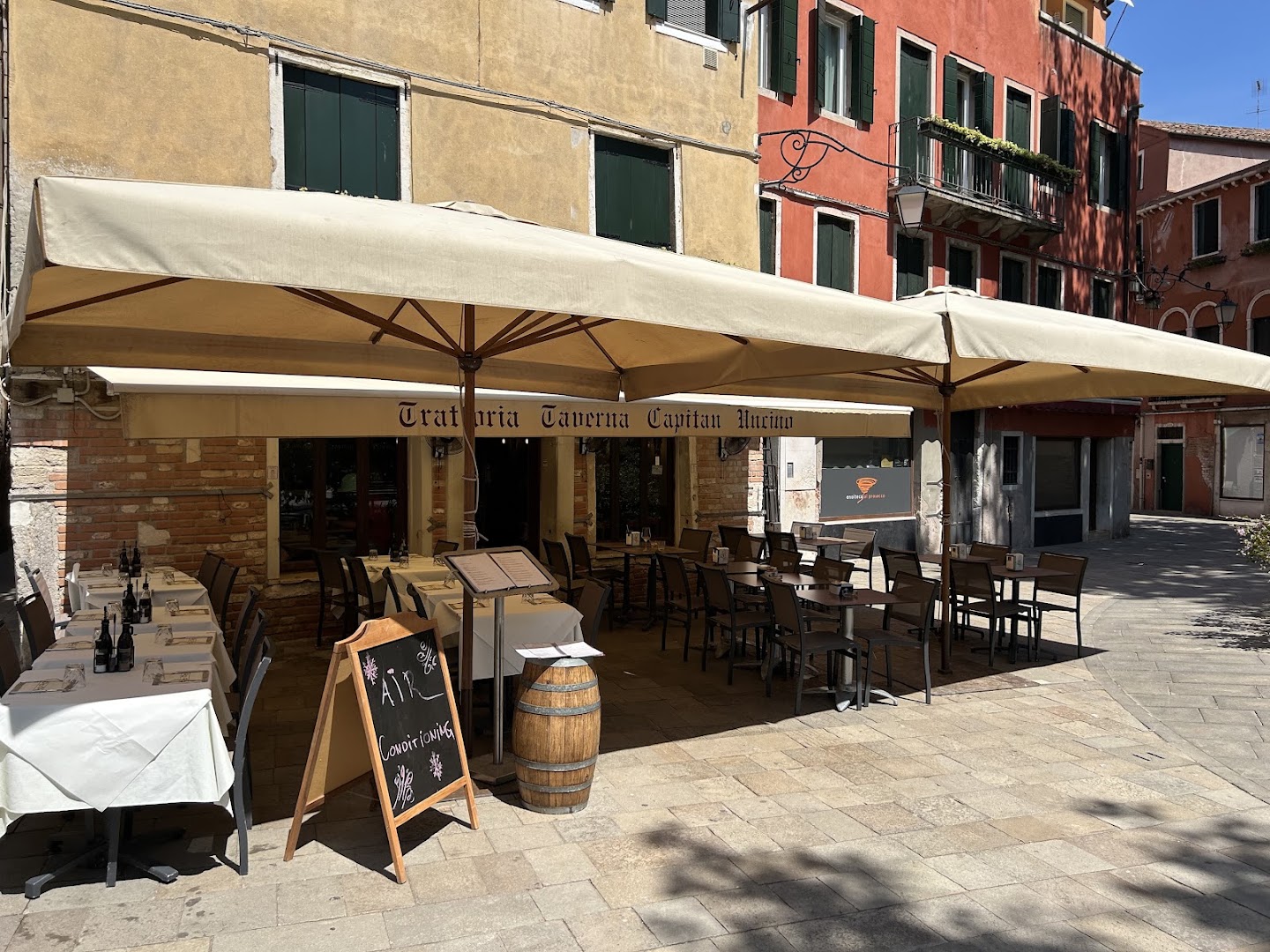 Taverna Capitan Uncino
