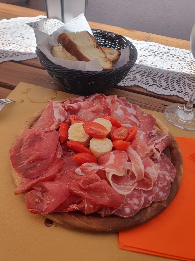 Taverna Del Luf, Valbrona