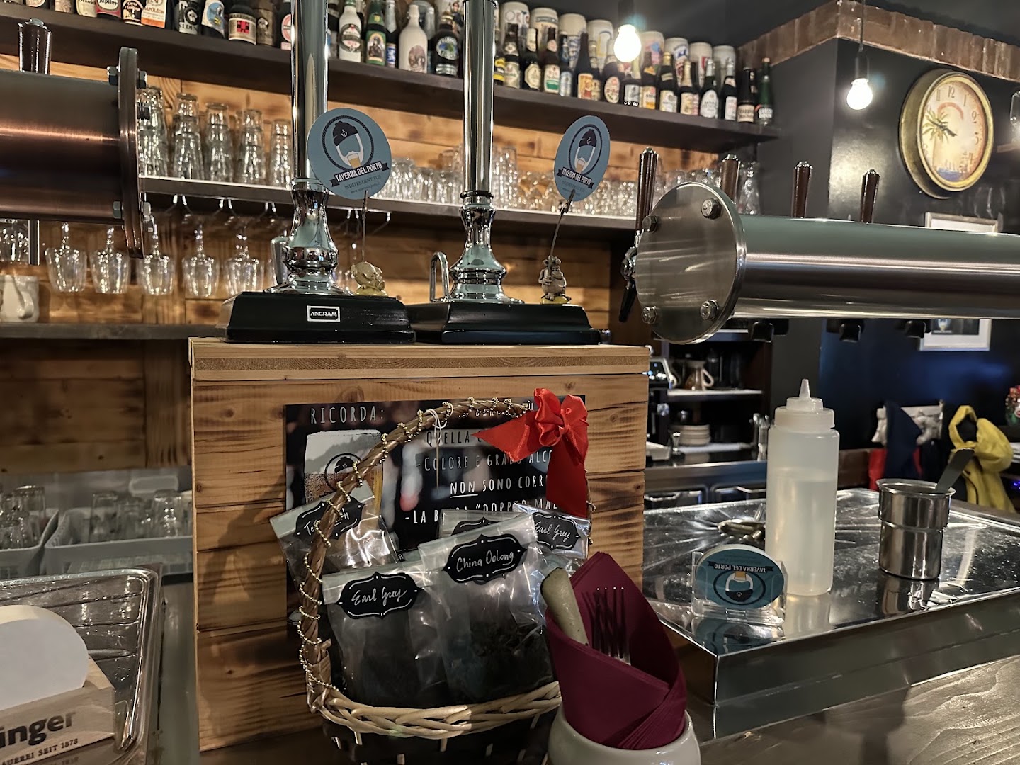 Taverna del Porto | Independent Pub