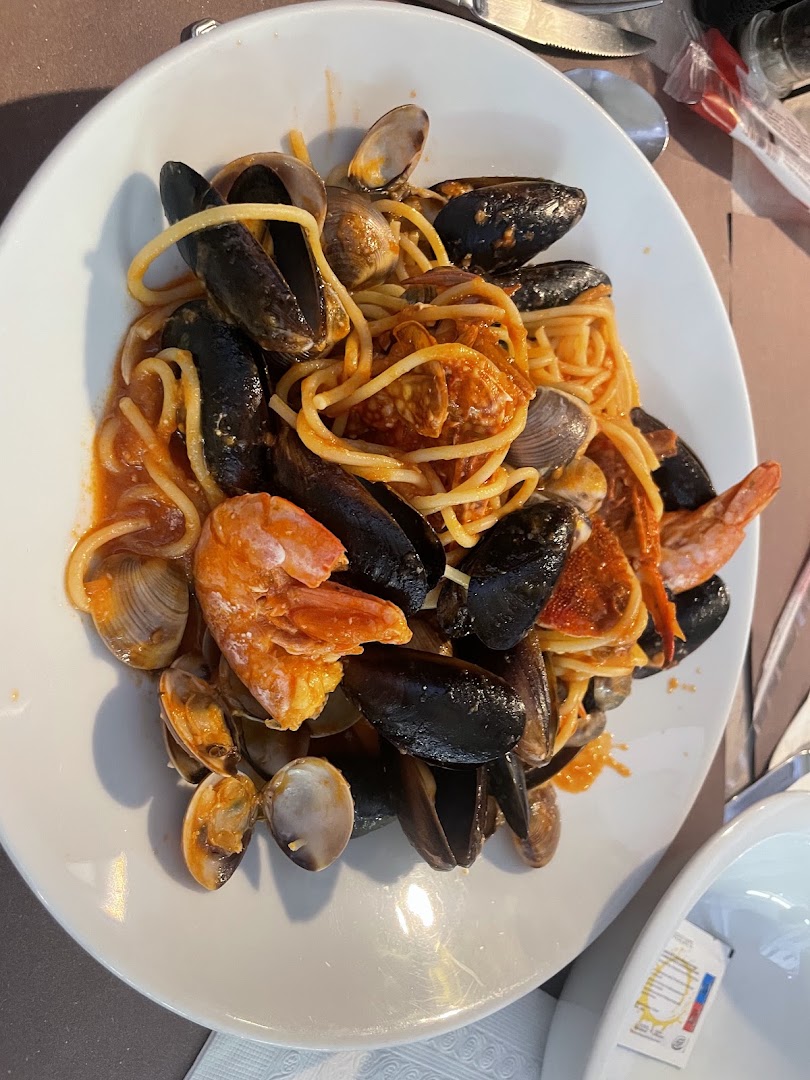 Taverna Fregoso, Garda