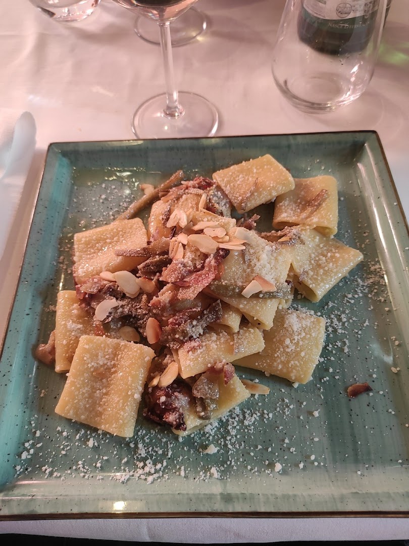 Taverna Mari