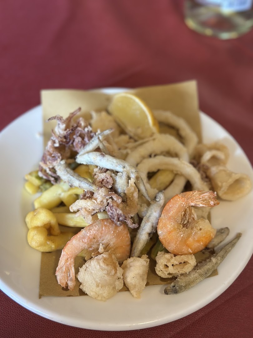 TAVERNA VIN E CRIN