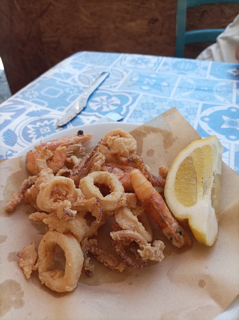 Tavola Azzurra 2 cibo da asporto