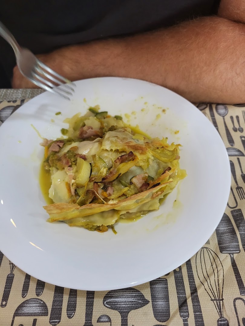 Tavola calda white and green