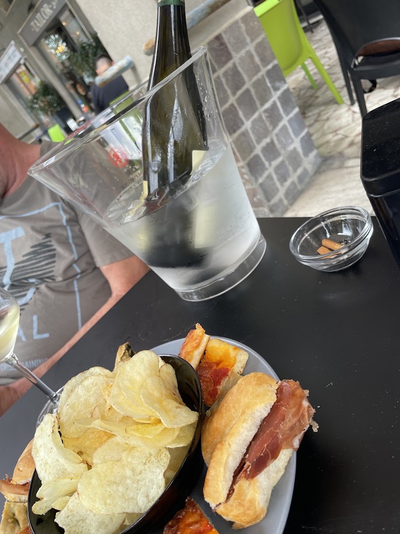 Tazza Cafe’