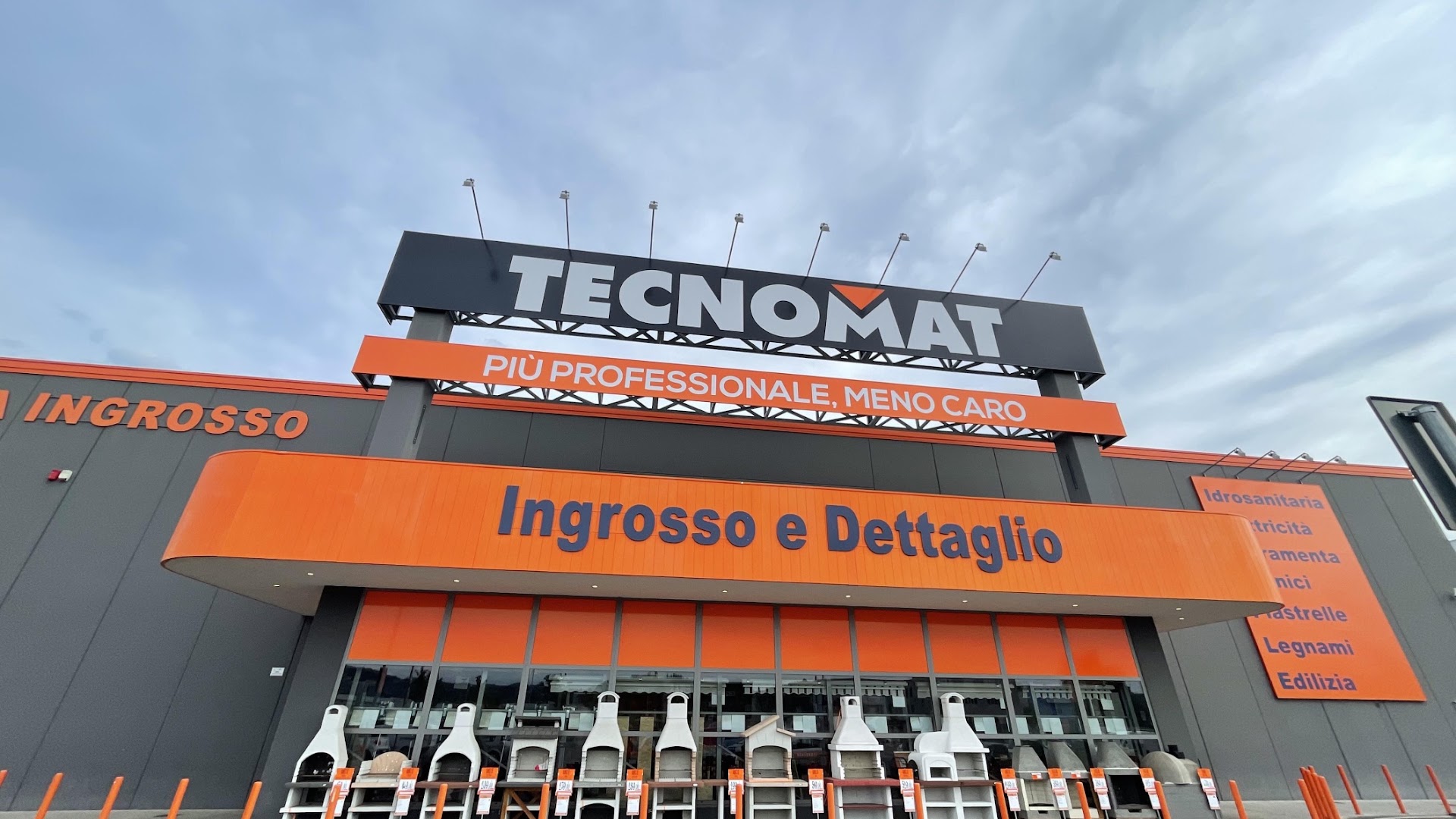 Tecnomat, Ferrara