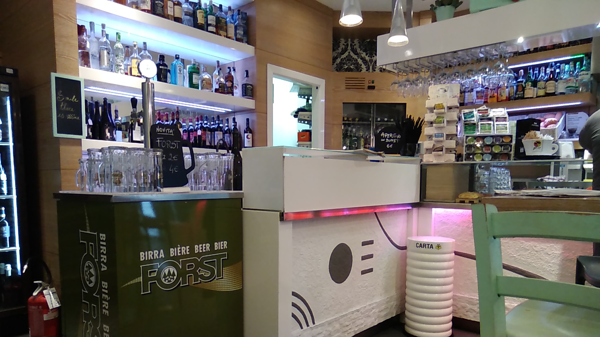 TEN café