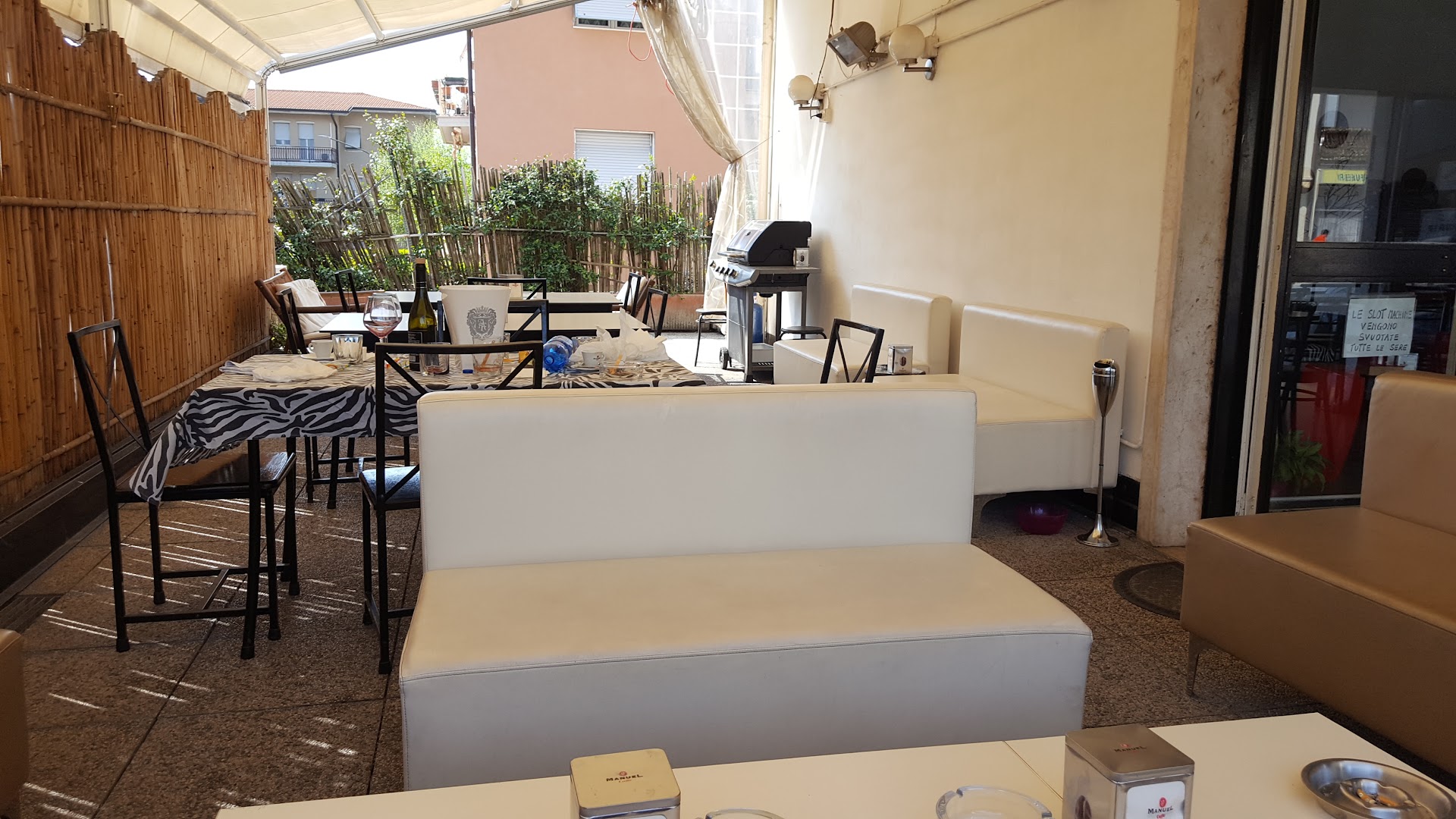 Tentation Café