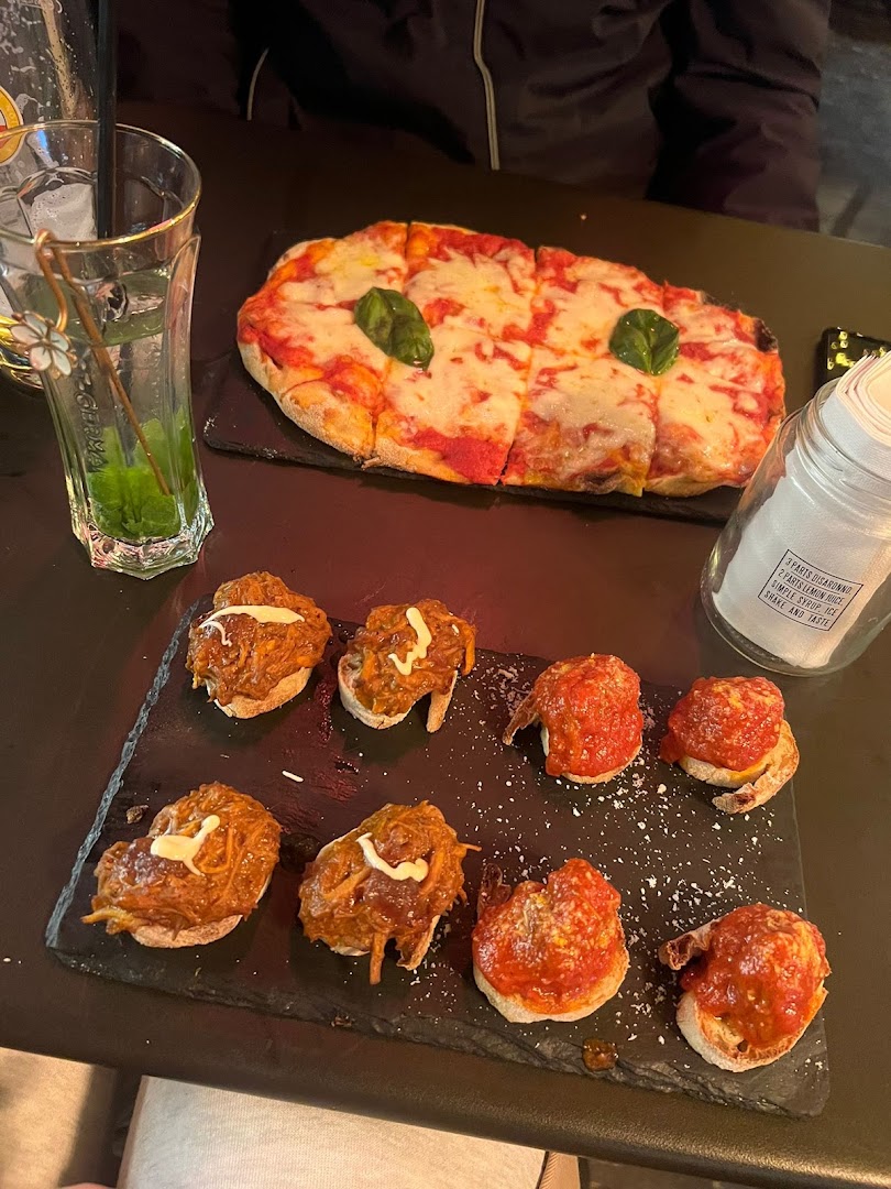 TEO'S - Piazza dell'Alberone