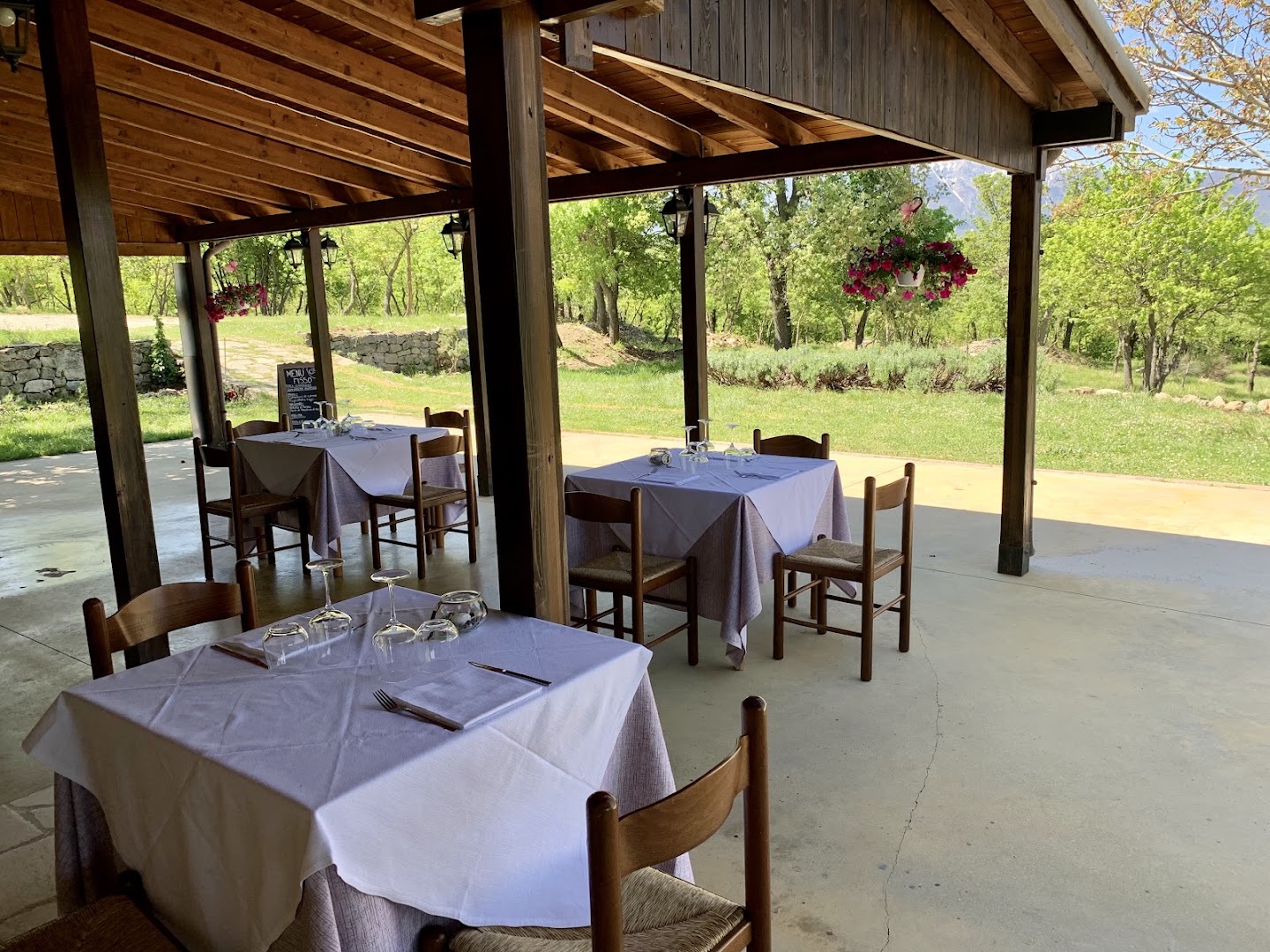 Terrae Eremis: Ristorante, Bar, B&B, Roccamorice
