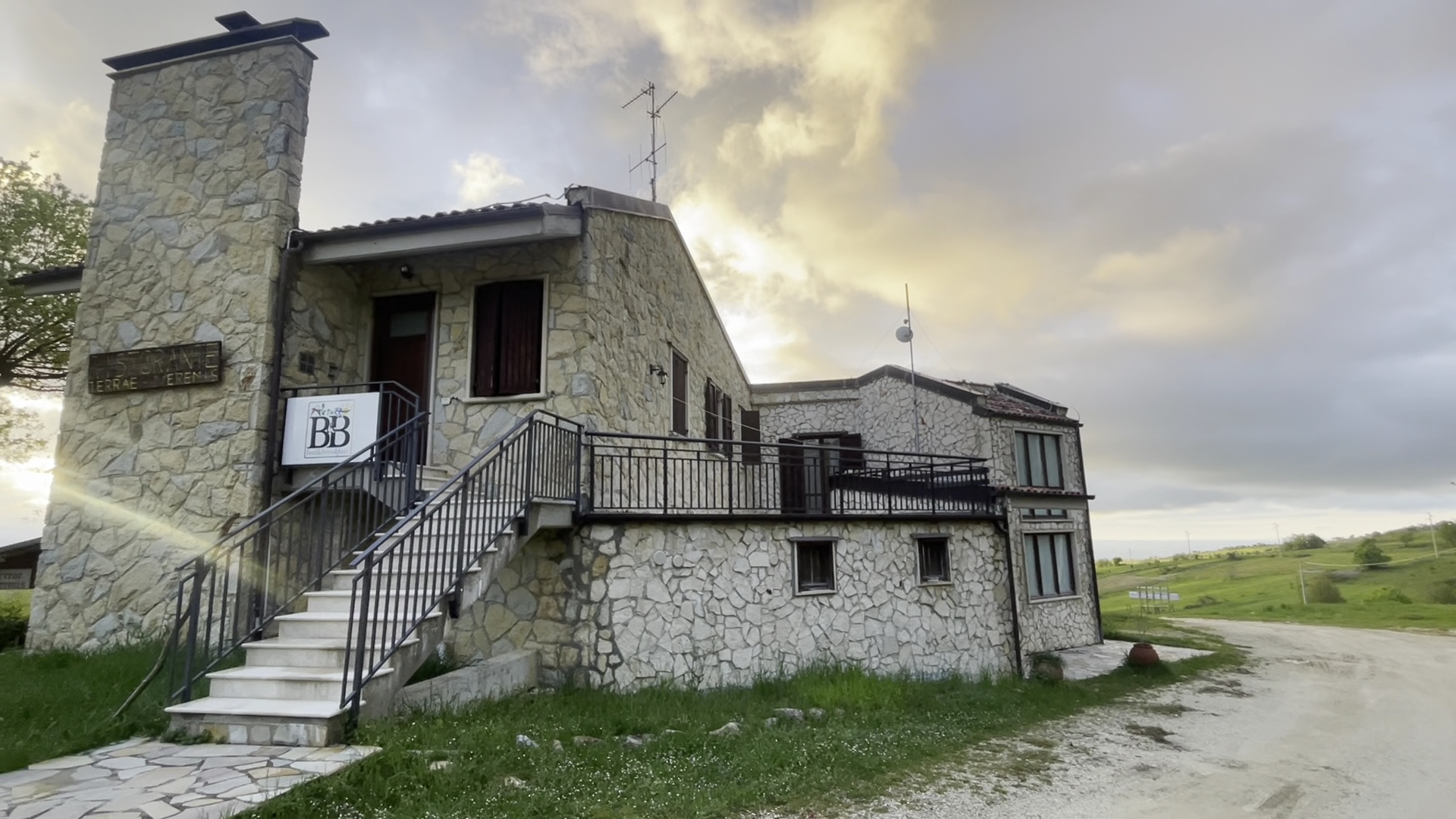 Terrae Eremis: Ristorante, Bar, B&B