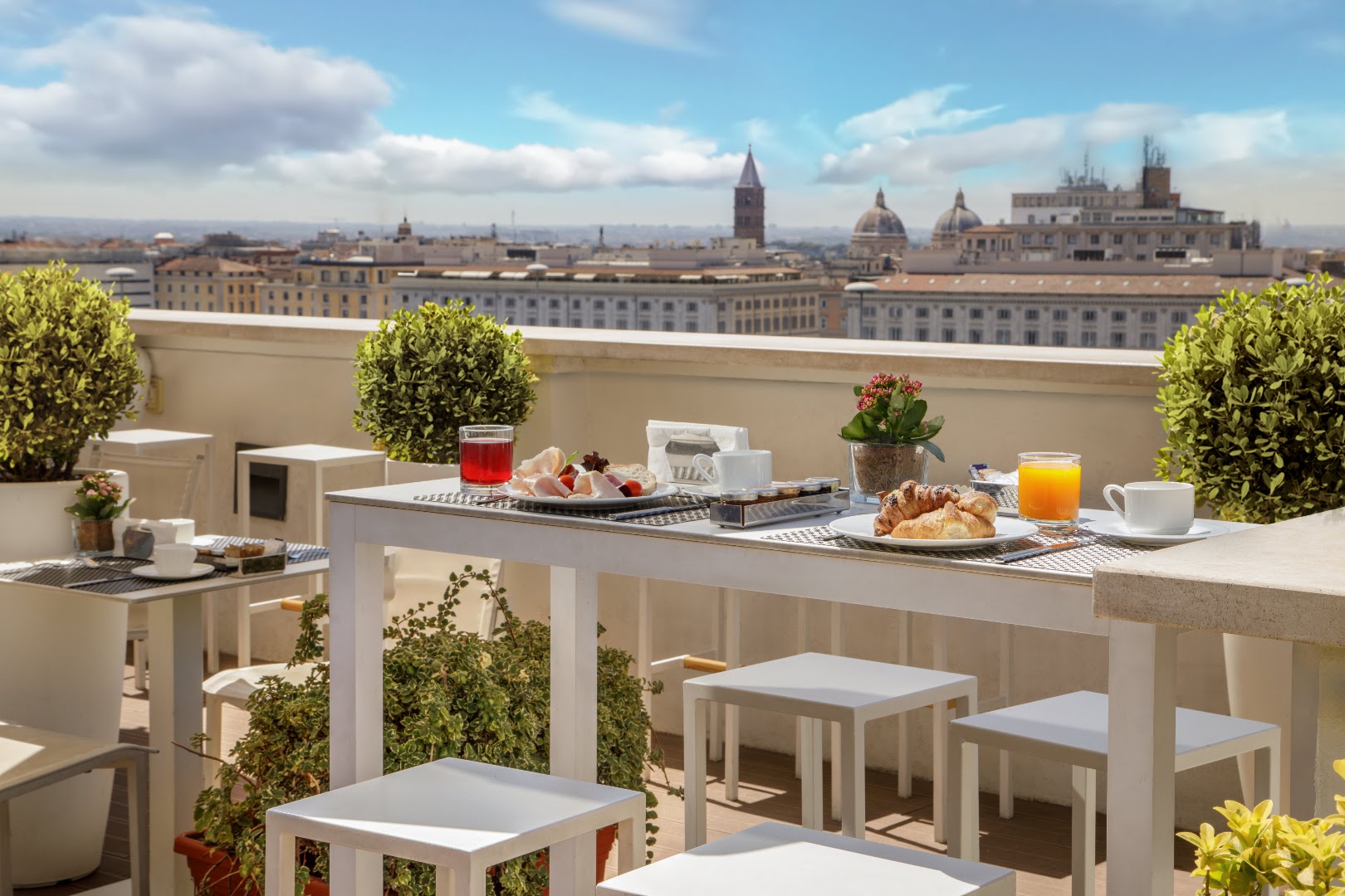 Terrazza Cielo - Restaurant & Lounge Bar
