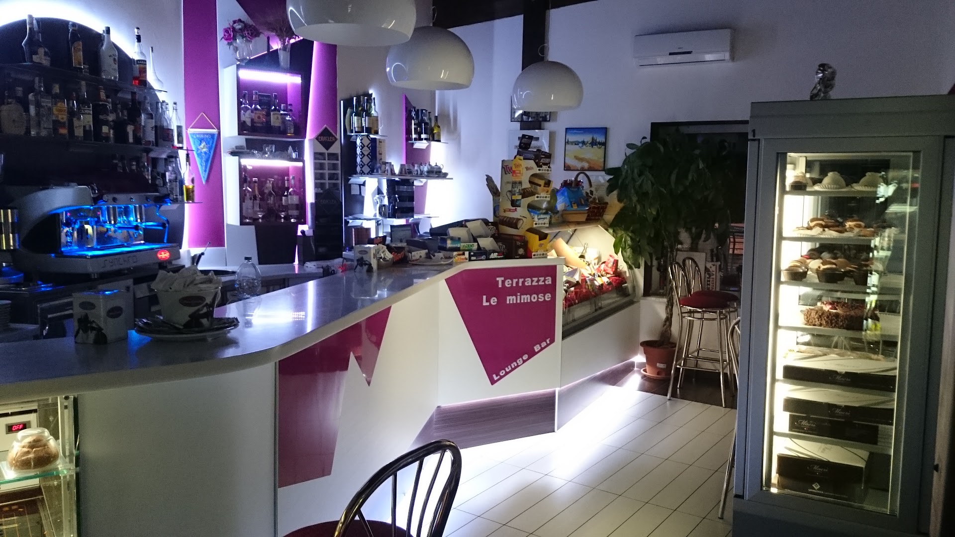Terrazza Le Mimose Lounge Bar, Wine Corner & Dessert