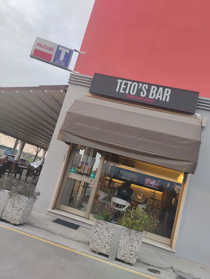 Teto'S Bar
