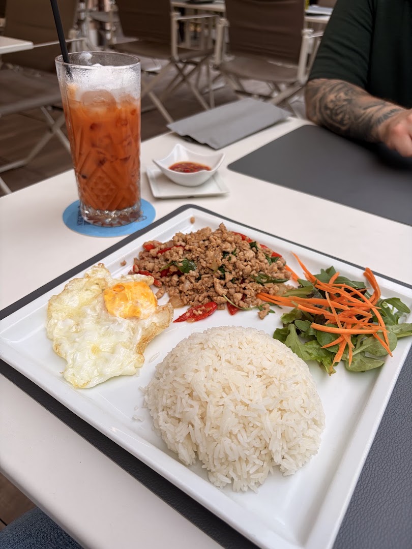 THAI RESTAURANT/ SNACK