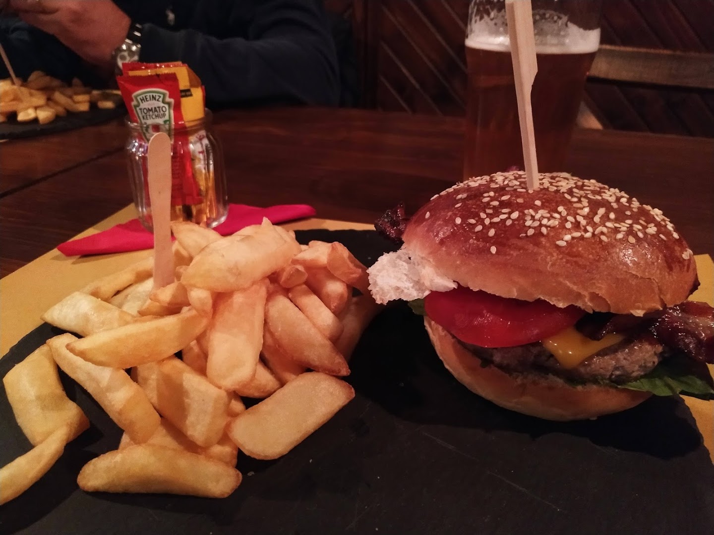 The 8 Pub