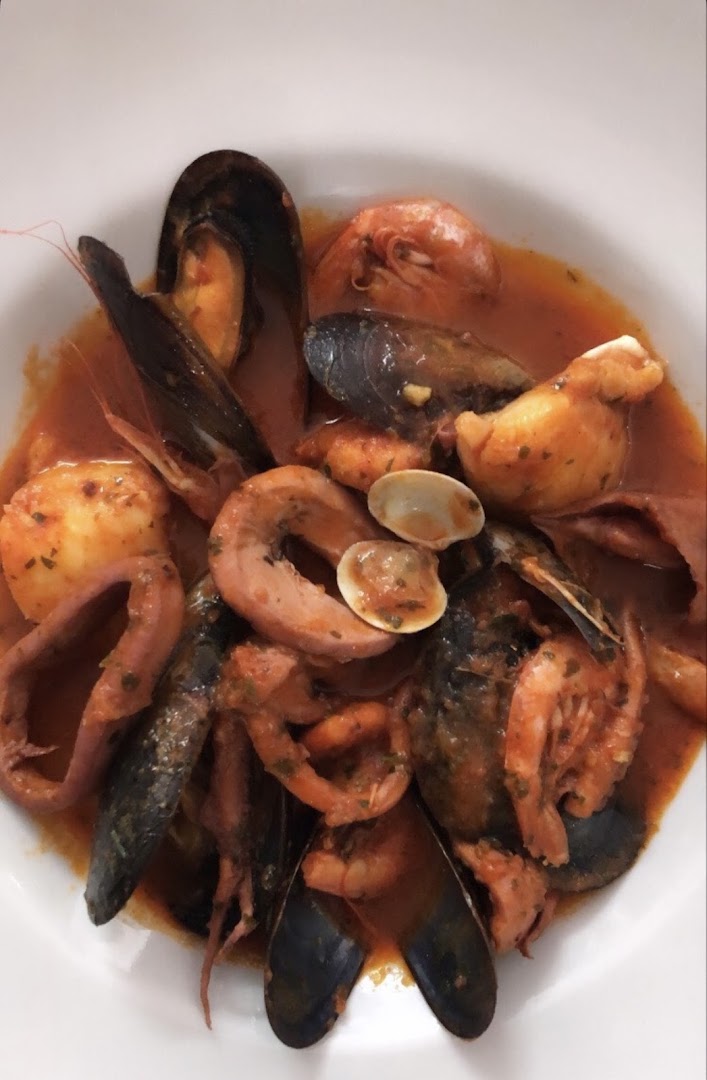 The Alexander - Tavola Calda
