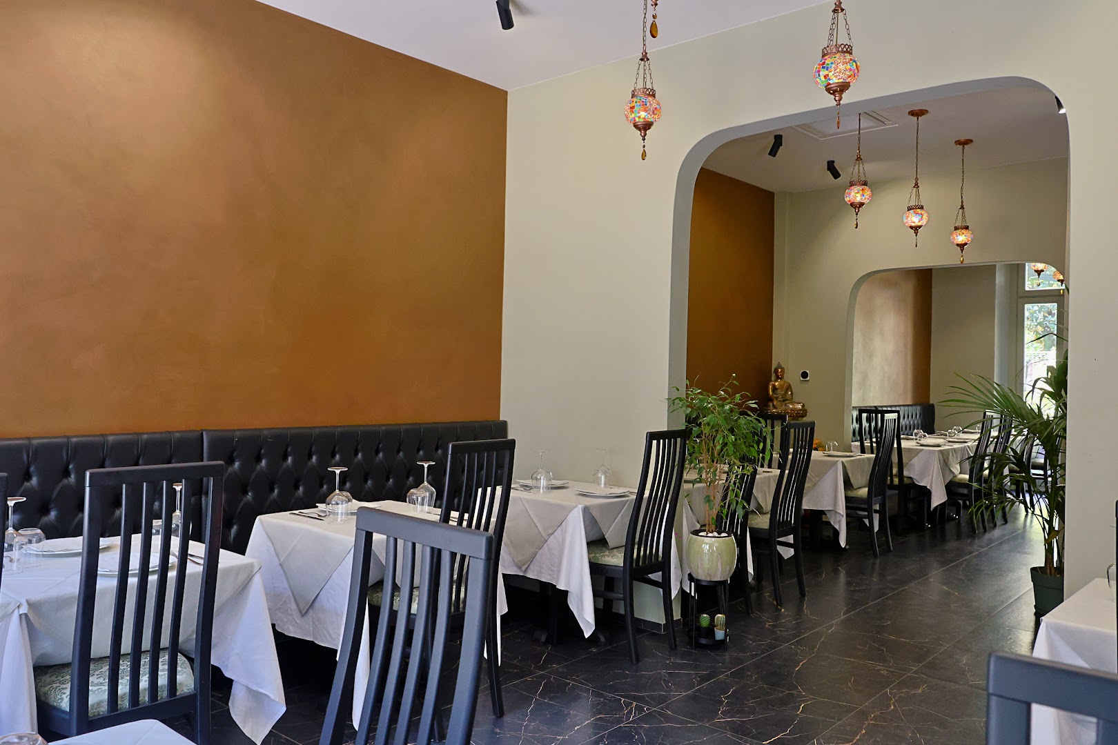 The Banyan Autentica Cucina Indiana
