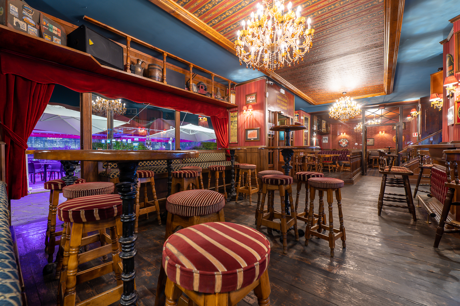 The Bombardier English Pub