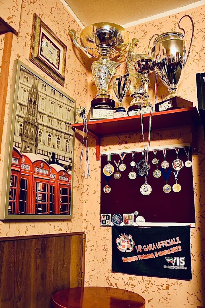 "The Bull Pub"