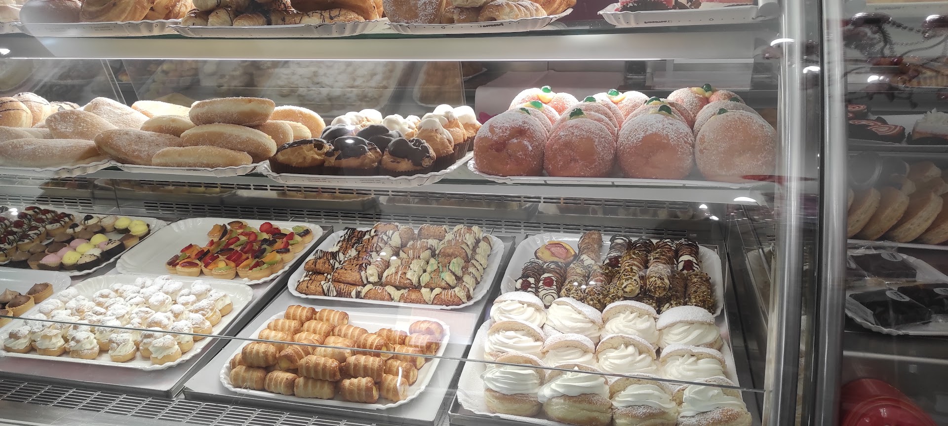 The Cake Factory & Coffee
