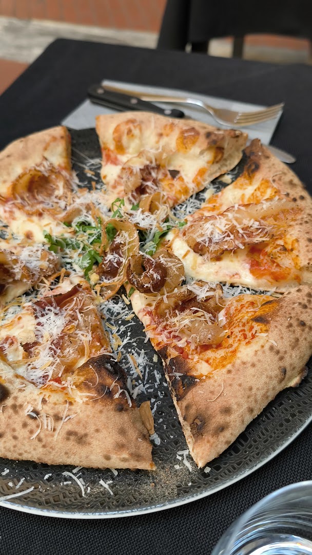 The Gallery Pizzart Food & Drink
