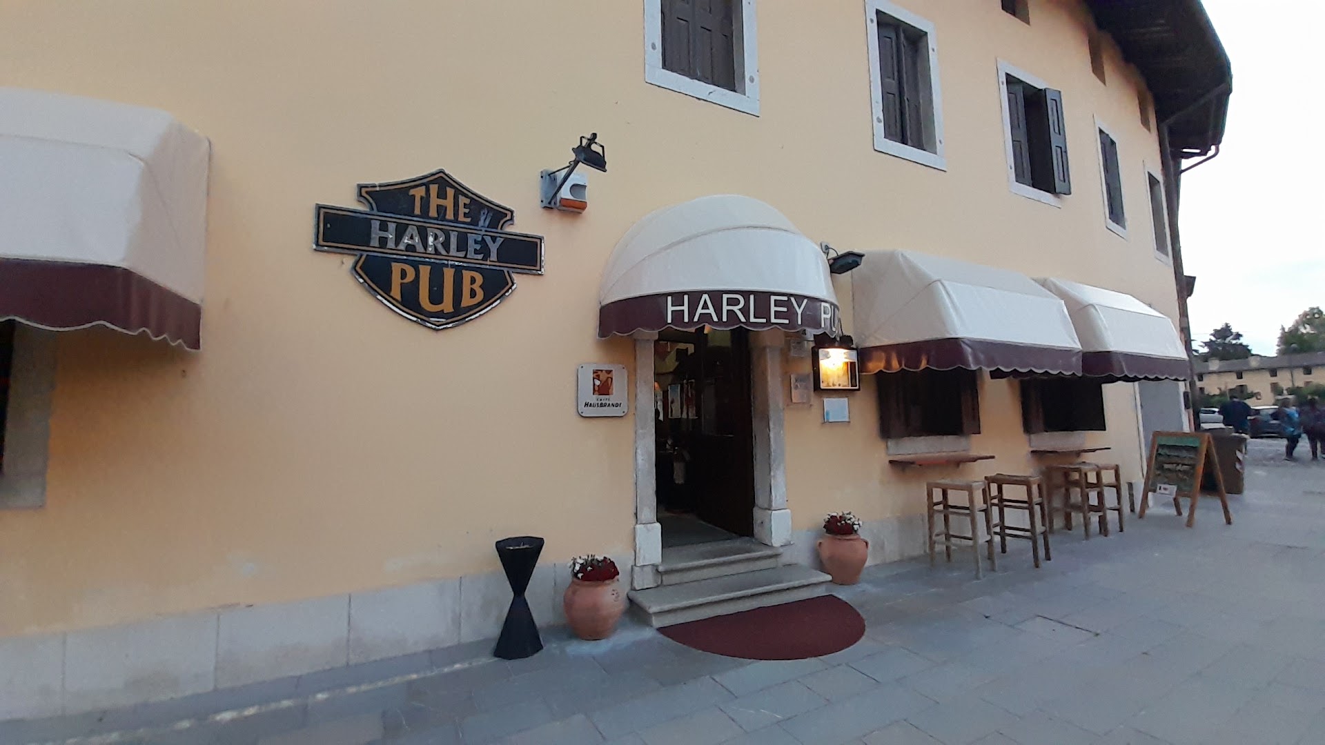 The Harley Pub