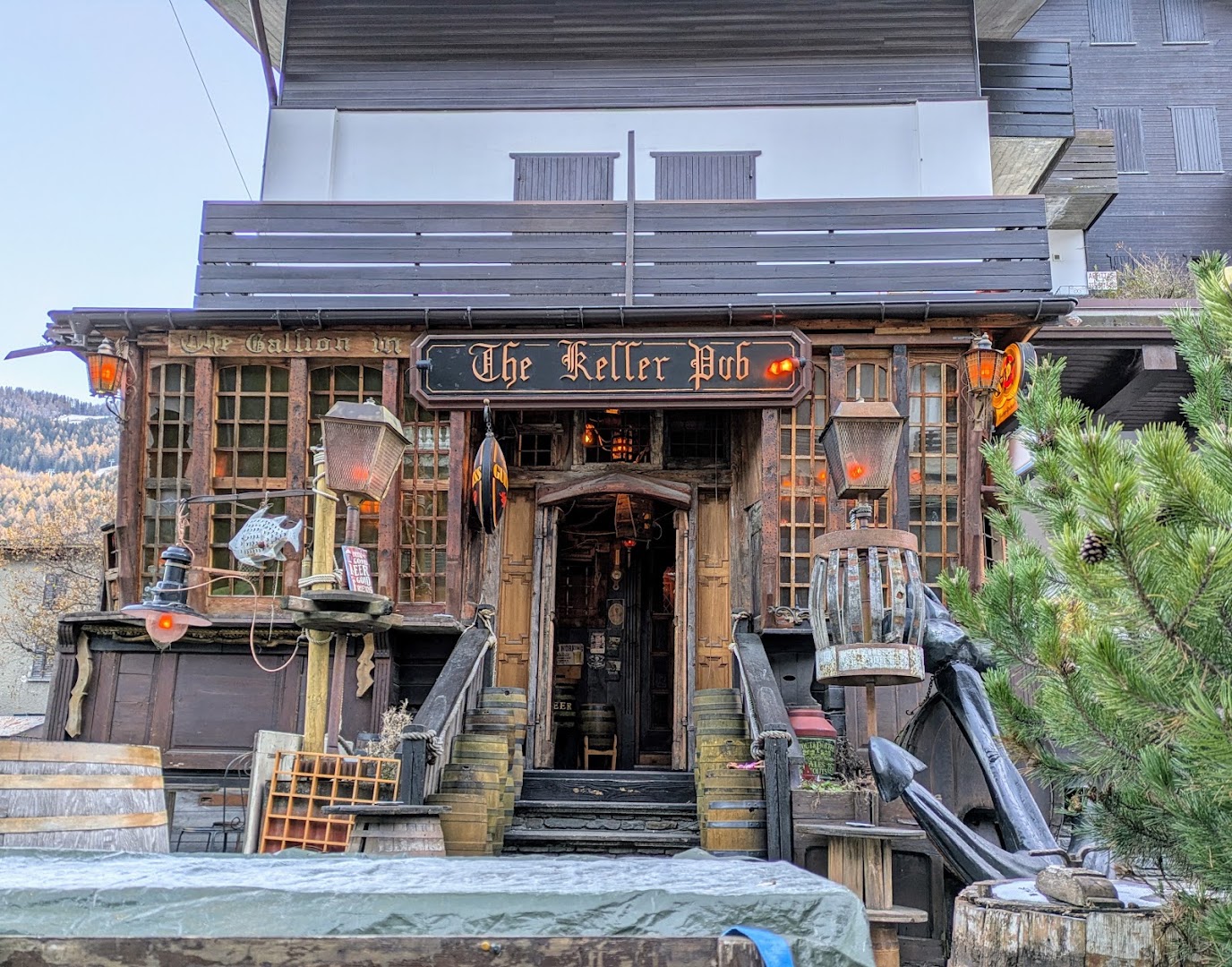 The Keller Pub, Aprica