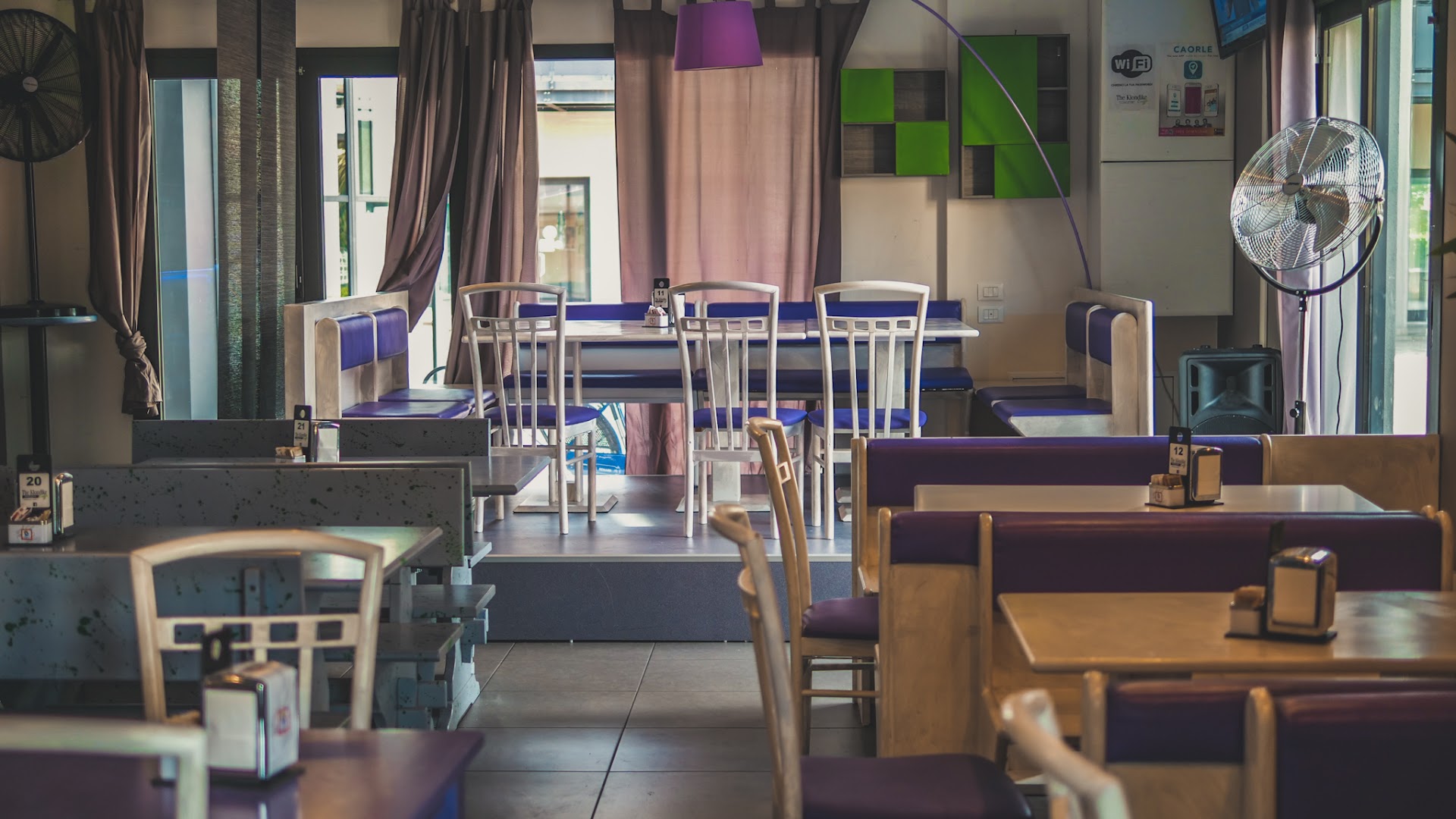 THE KLONDIKE CAFFÈ burger house