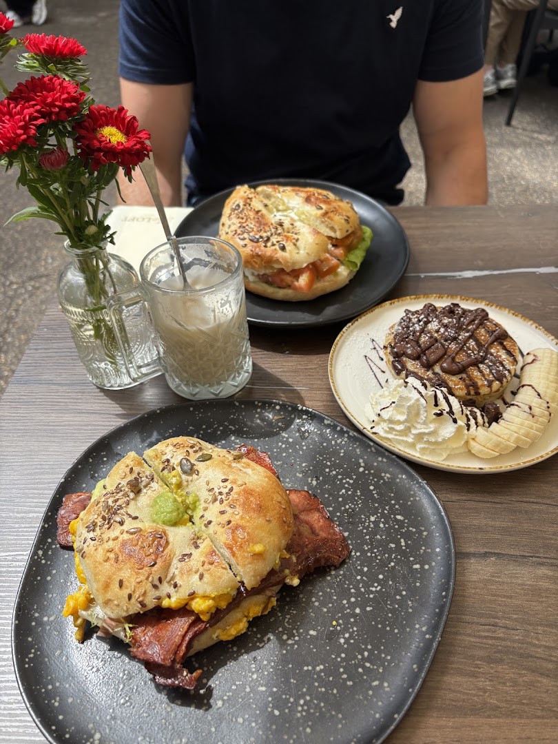 THE LOFT Colazione, Brunch & Pizza Dinner vicino San Pietro