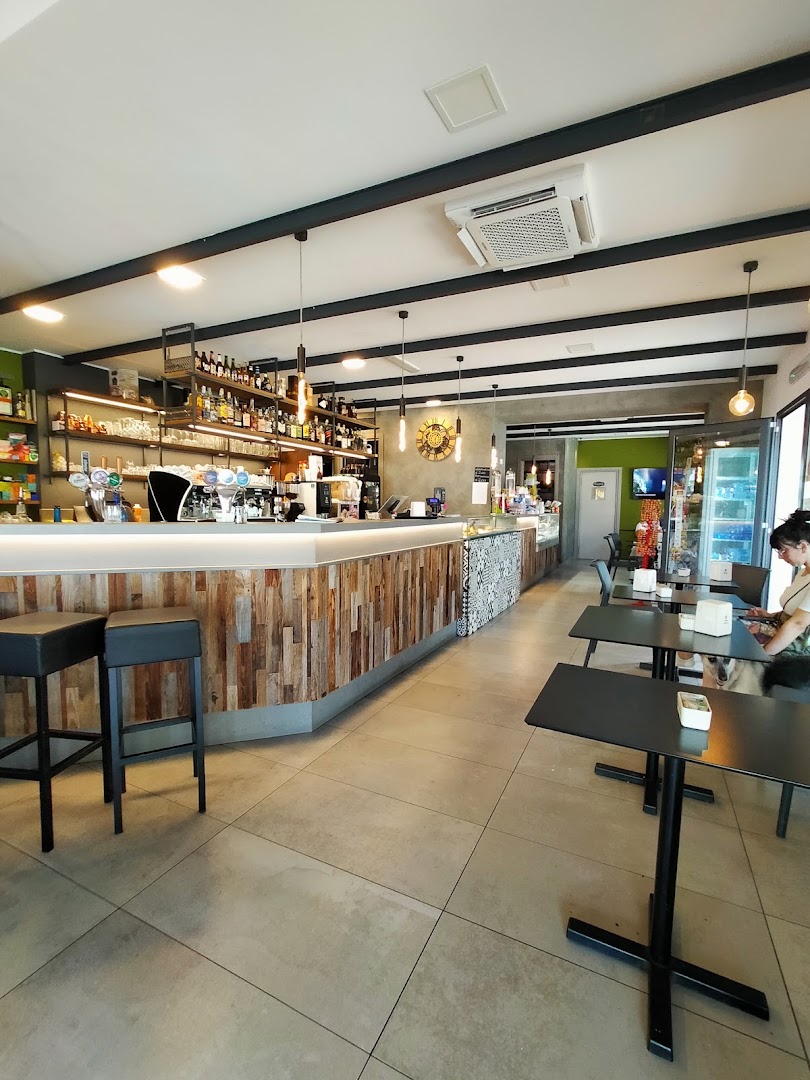 The Lounge Bar