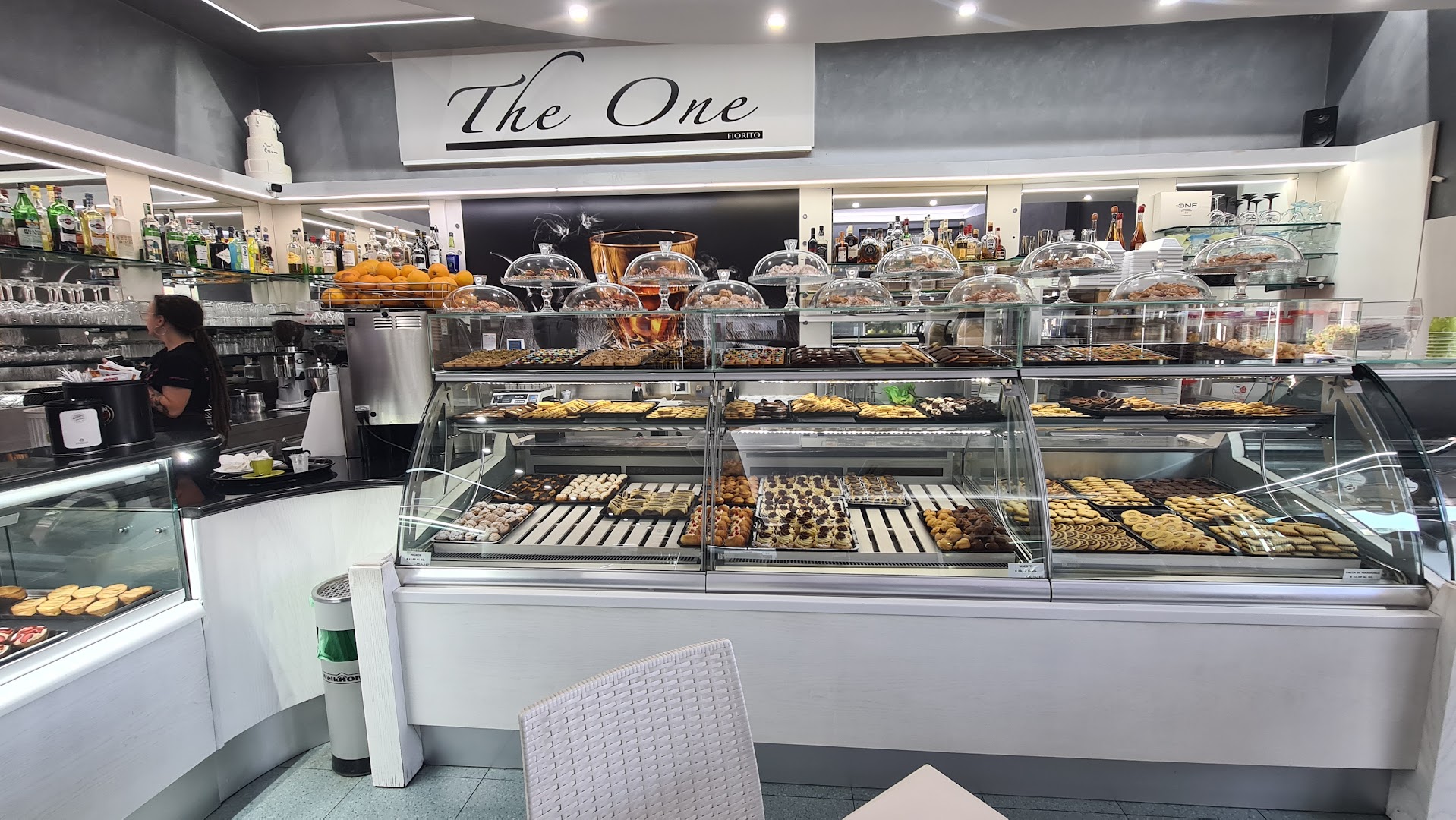 The One - Bar Pasticceria