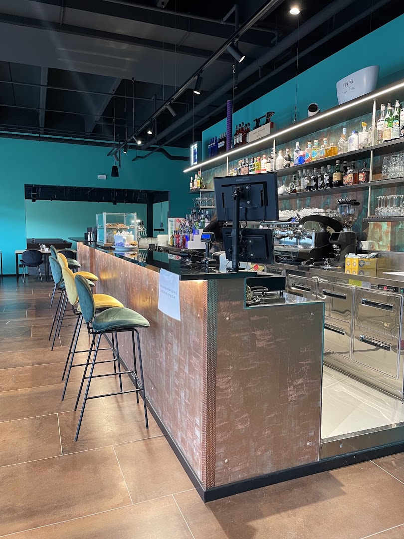 The One food-drink-play Bar