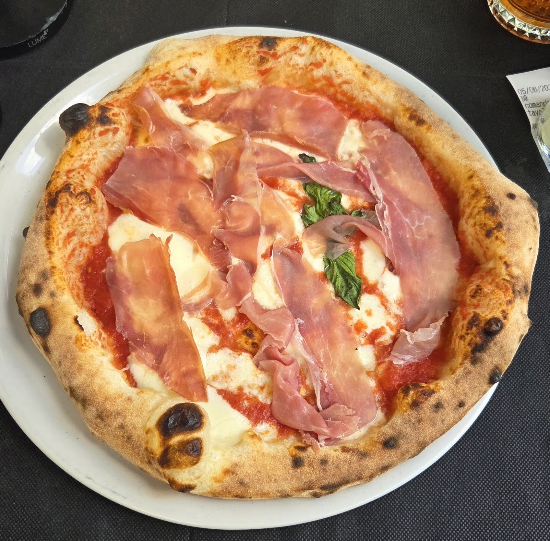 The One - Restaurant Cafè
