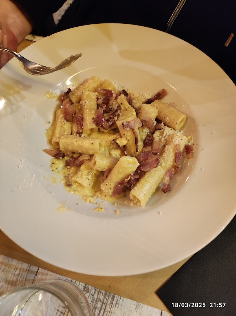 The PAPPAPPERO hosteria