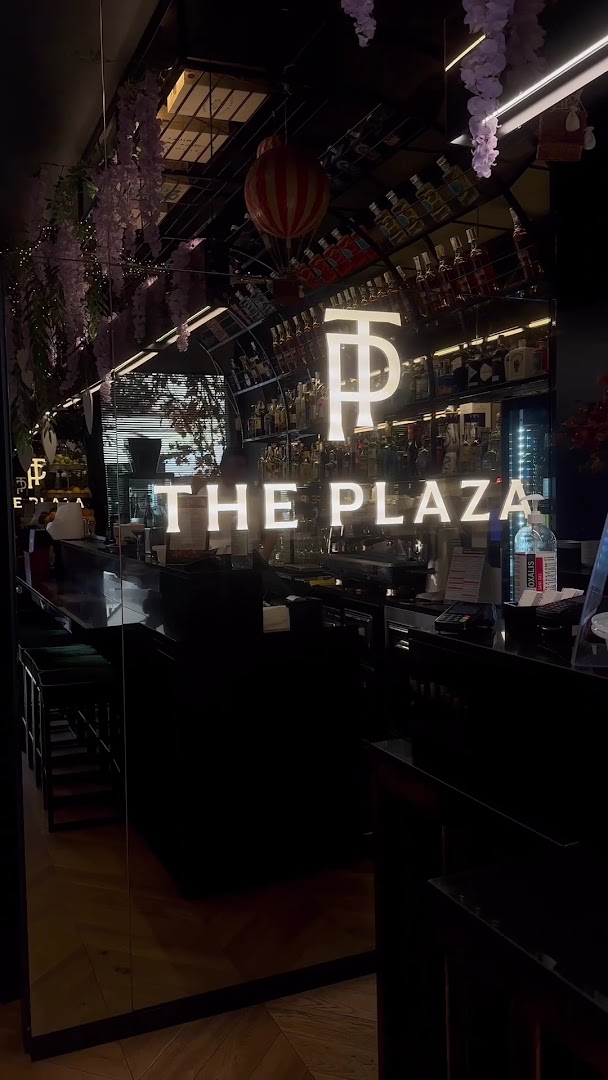 The Plaza - Lake Como