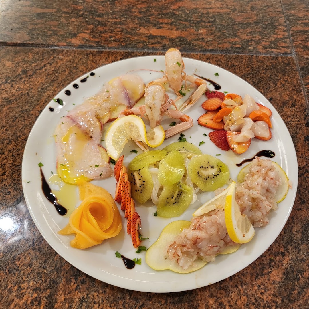 The Ship's Bar, ristorante, pizzeria