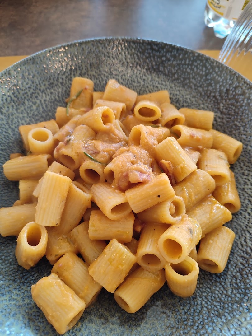 The Stork Club, Cernusco sul Naviglio