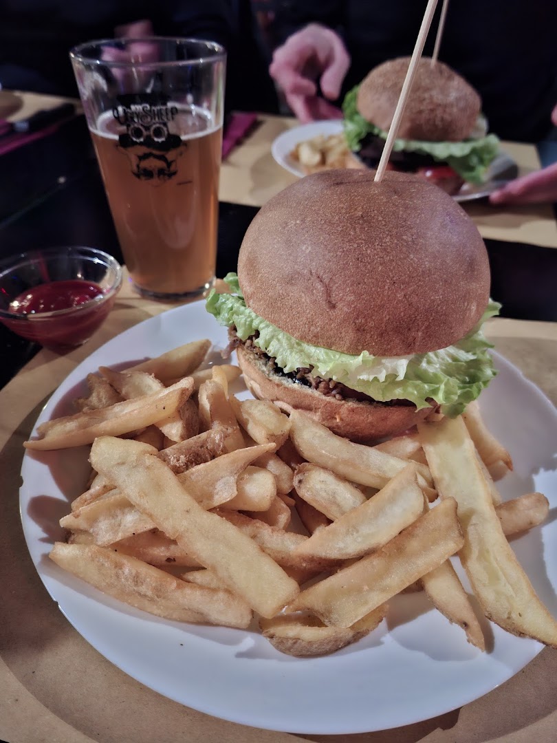 The Ugly Sheep Brewery - Birreria artigianale con 14 birre in spina