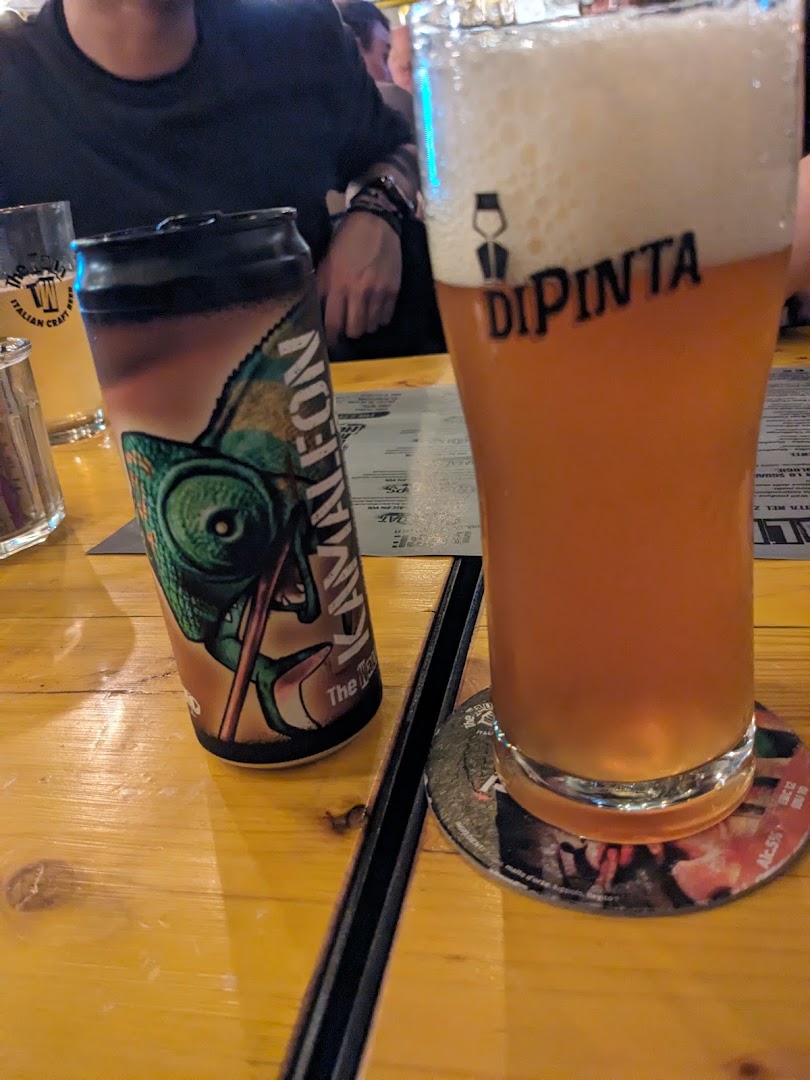 The Wall - Brewpub