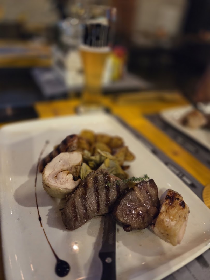 The Wall - Brewpub